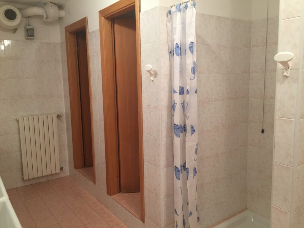 image00013 (Custom)